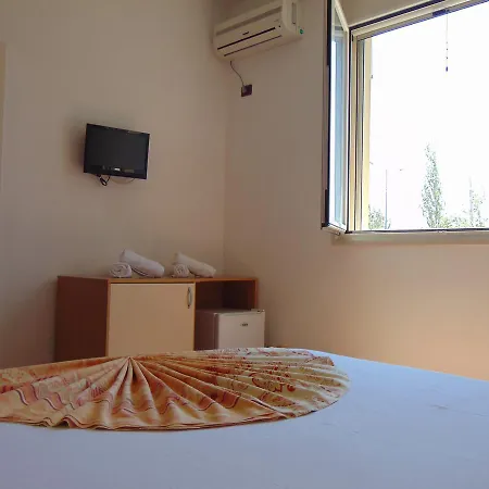Vila Tate * Vlorë