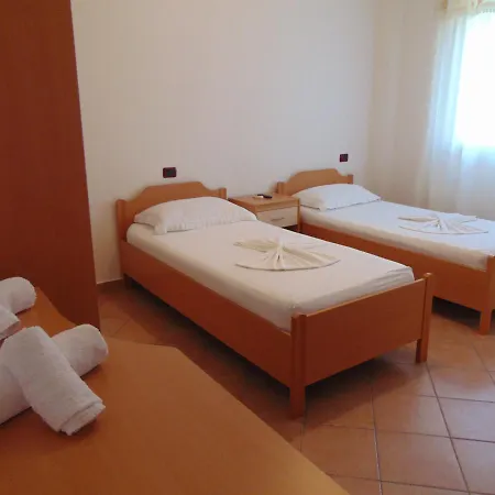 Vila Tate * Vlorë