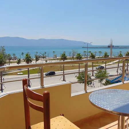 Vila Tate Vlorë